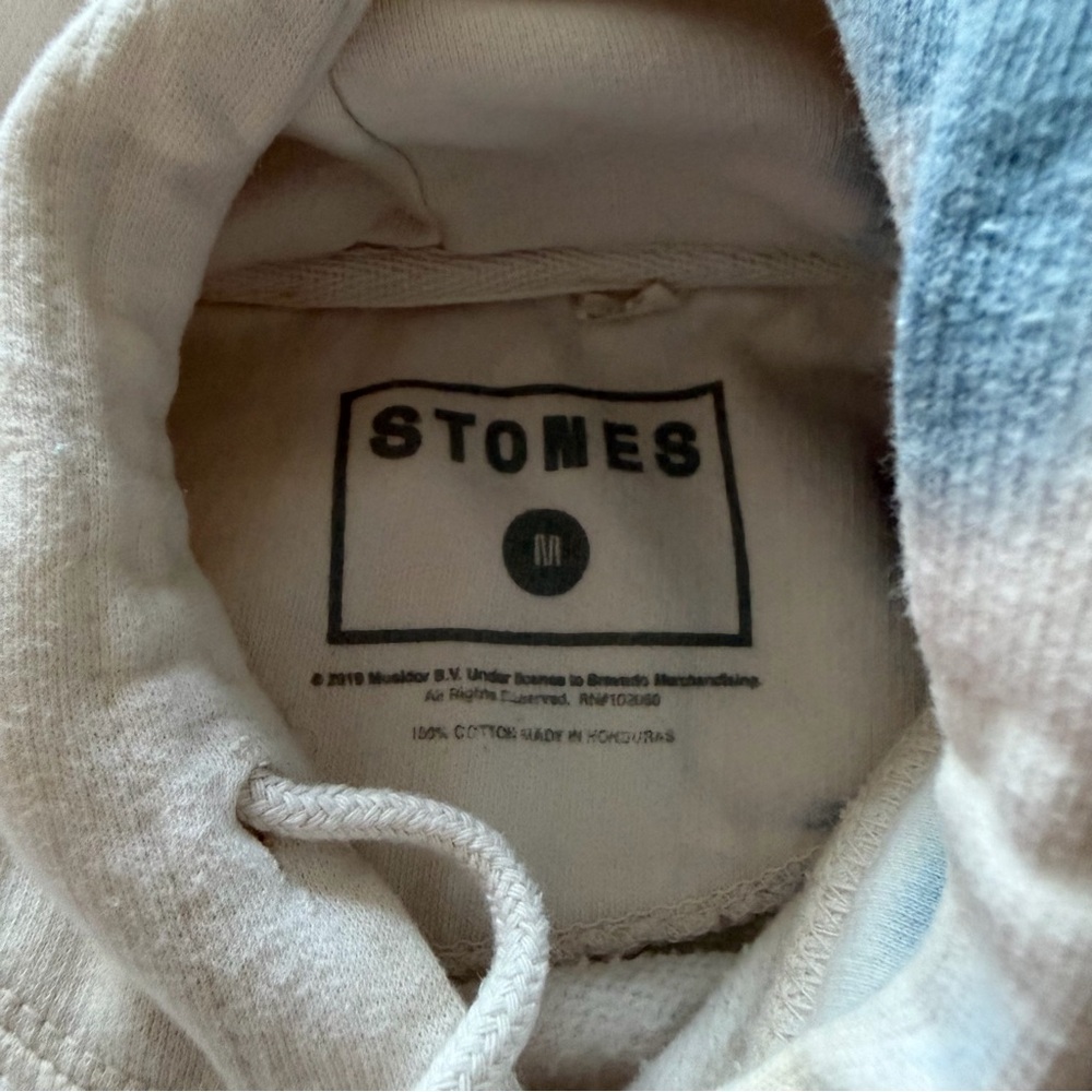 The Rolling Stones Red and Blue Tie-Dye Hoodie - NO FILTER TOUR 2019 - Picture 3 of 6